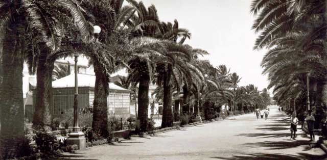 Kiosko de Pasaje, mediada la década de los 50 del siglo pasado. (Archivo Municipal)