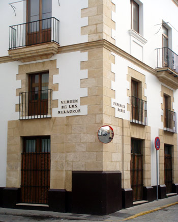virgenmilagros_calle_puertosantamaria