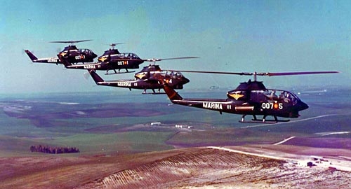 1975-7-Escuadrilla-AH1G-Cobra-puertosantamaria