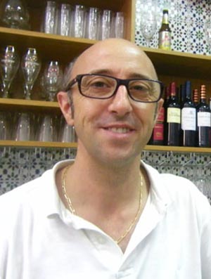 2.714. José Manuel Sánchez Albaiceta. Nuevo bar ‘De Gonzalo’ en la calle Misericordia.