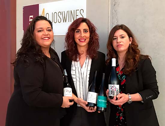 3.628. Desirée Rodríguez, Lucía Fuentes y Olga Sánchez. Bodega ‘4 Ojos Wines’