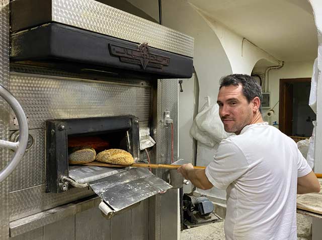 4.658. José Moscoso Gómez de Requena. Panadería Santa María